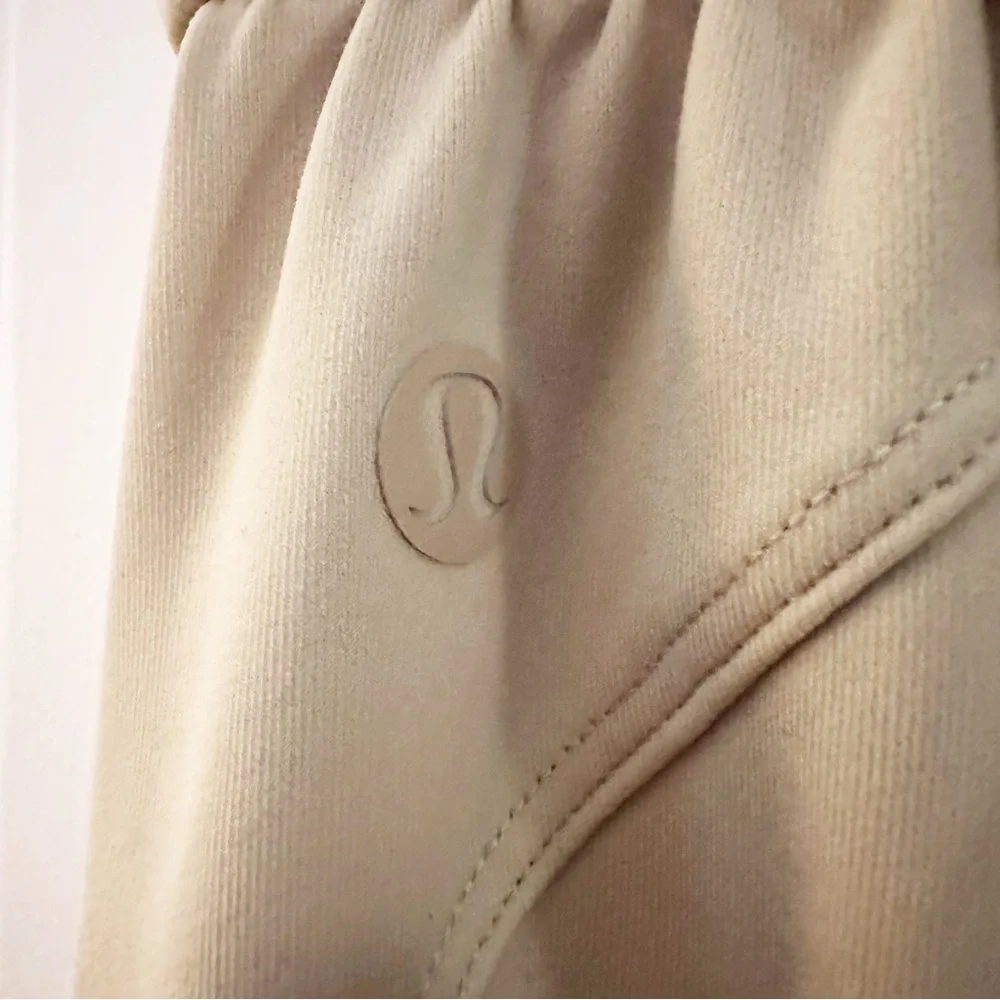 Lululemon 7/8 Keep Moving Pant‎ Trench Sz 2